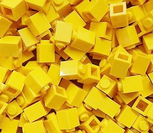 LEGO BRICKS 500 x YELLOW 1x1 Pin From Brand New Sets Sent In a Sealed Bag - Picture 1 of 3