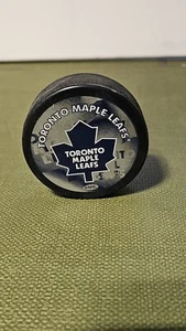 Toronto Maple Leafs NHL Hockey Puck - Picture 1 of 2