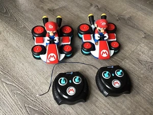 2016 Nintendo Super Mario Kart 8 Set Of 2 RC + Remote Controls Cars Working - Picture 1 of 11