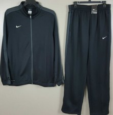 Las mejores ofertas en Trajes y conjuntos Nike Negro para Hombres | eBay