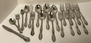 Oneida 20 Piece Lot of Plantation Flatware Replacement Stainless Community - Picture 1 of 10