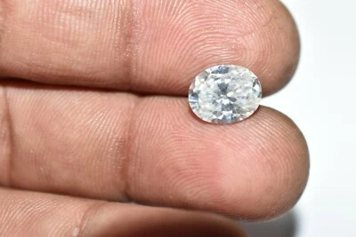 VVS1 H Colour Loose Certified Diamond Oval Cut  Round 1.88 Cts White Lab Offer - Image 1 of 4
