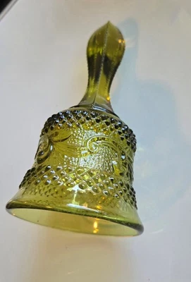 Vintage FENTON Green Glass "English Diamond Point & Scrolls Pattern" Dinner Bell - Image 1 of 4