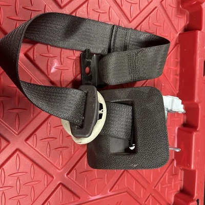 2015-2016 GMC YUKON XL SUBURBAN LEFT DRIVER REAR 3RD ROW SEATBELT RETRACTOR OEM - Image 1 of 3