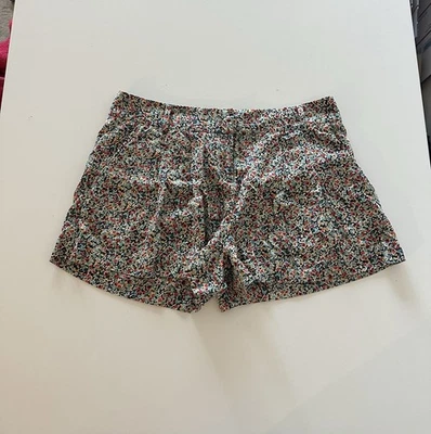 Shorts plissado Corey Lynn Calter floral seda algodão Anthropologie Twee 12 - Imagem 1 de 4