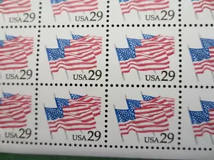 Doc Scott #2531 Triple Flag 29 ¢ 1991 Sheet of 100 MNH Sehr schön - Bild 1 von 3