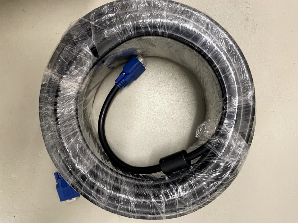 Dell HD-15 VGA-Verlängerungskabel 30,5 Metern / Premium, Extra Lang - Bild 1 von 1