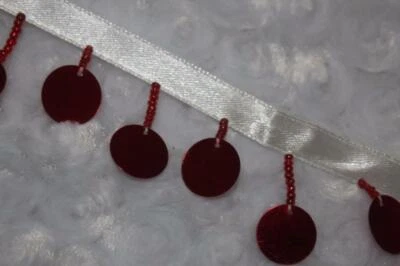 Cinta de satén blanca de 19 yardas discos de plástico rojo borde de flecos de costura 1,5" de ancho *2 piezas Foto 1 de 4