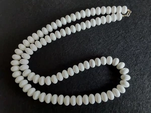 31" Necklace White Vintage Stonelike .25"x.50" Oval Beads Boho Grannyware - Picture 1 of 2