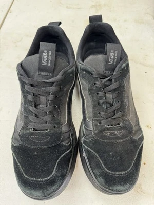 Vans UltraRange Exo Low Top Men 11 Black Lightweight Casual Skate Sneaker 500264 - Image 1 of 4