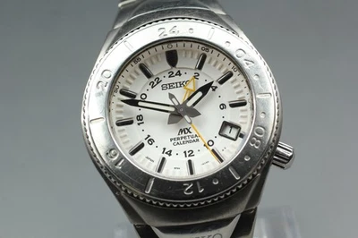 Reloj Hombre Batería Nueva [Exc+5] Seiko MX 8F56-0140 Titanio Cuarzo Perpetuo  Foto 1 de 4