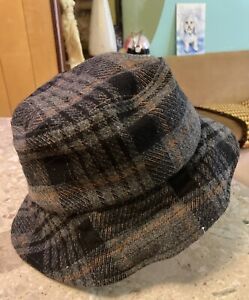 Vintage Kokin Bucket Hat  M/L Wool Plaid Black Gray