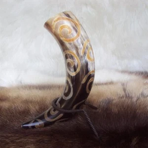 Swirl Pattern Medieval / Viking Drinking Horn & Rack. Re-enactment LARP Camping - Picture 1 of 2