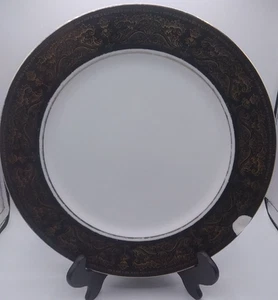 Yamaka Harwick 2623R 10 1/2" China Dinner Plate.                          (BLDG) - Picture 1 of 11