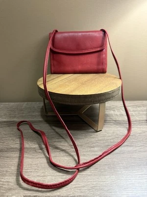 Hermosa Bandolera Cartera Columpio Coach Años 90 De Colección Roja Foto 1 de 4