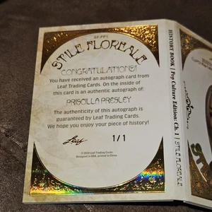 2024 Leaf History Book Pop Culture PRISCILLA PRESLEY Stile Floreale Auto 1/1 - Picture 1 of 5