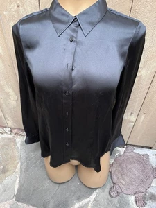Schwarze Langarm-Seidenbluse mit Knopfleiste von Talbots – Damengröße 2P - Bild 1 von 9