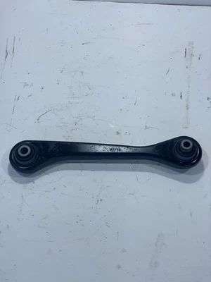 Volkswagen Tiguan 2009-2017 Conductor trasero izquierdo brazo de control inferior barra de amarre OEM Foto 1 de 4