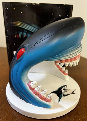San Jose Sharks - Player Introduction Shark Head Figure Cover