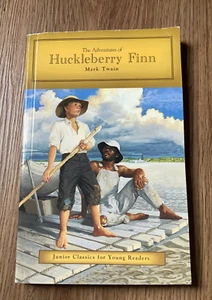 The Adventures of Huckleberry Finn (Junior Classics for Young Readers) - GOOD - Picture 1 of 3