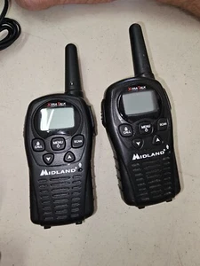 Midland 18CVP6 Desk Top Walkie Talkie 2 Way Radio Charger Base And Radios - Zdjęcie 1 z 3