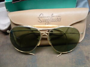 VINTAGE AMERICAN OPTICAL PILOT AVIATOR GREEN SHADE GLASS SUNGLASSES  12KGF GOLD