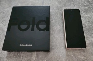 Samsung Galaxy Z Fold4 Farbe Beige Fold 4 512GB Handy ohne Simlock - Zdjęcie 1 z 15