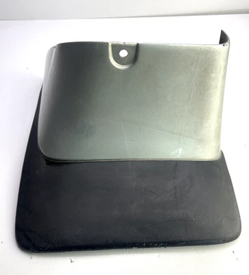 Protector contra salpicaduras de guardabarros trasero izquierdo lado del conductor Lexus GX470 2003-2009 OEM usado Foto 1 de 4