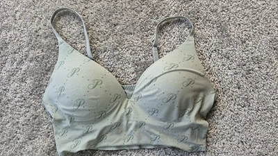 Sujetador Victoria's Secret ROSA Para Mujer Medio Verde Logo Inalámbrico Push Up Forrado Foto 1 de 4