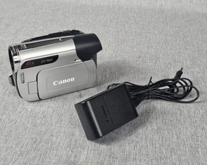 Canon Mini DV Camcorder ZR960 41X Advanced Zoom 2000 Ladekabel Akku - Bild 1 von 22