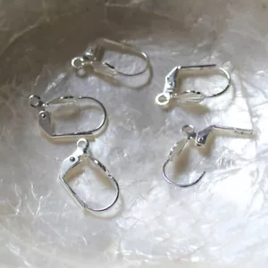 8 BOUCLES OREILLES Dormeuses - ARGENTE CLAIR - 10/19 mm - 4 PAIRES - Foto 1 di 3
