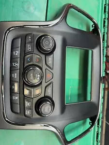 2019-2021 Jeep Grand Cherokee Radio Bezel 7” With Heater Controls - Picture 1 of 3