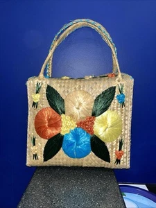 Vintage 70s Large Floral Raffia Straw Bucket Tote Bag Red Lined Tropical Beachy - Picture 1 of 12