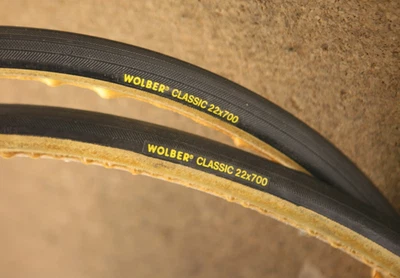 Vintage set (2) French Wolber Classic gumwall tubular sewup tires tubulars 22mm - Photo 1/4