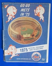 1975 NEW YORK METS Program vs Philadephia Phillies Willie Mays Dave Kingman MLB