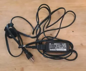 Genuine OEM HP Power Adapter - 19.5V - Zdjęcie 1 z 4