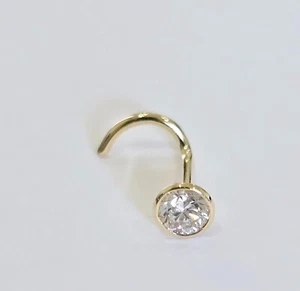 18ct yellow gold Laboratory Grown Diamonds 0.14ct nose stud , nose pin - Picture 1 of 8