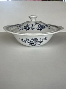 Enoch Wedgwood Blue Heritage Cebolla 9" Redondo Verduras Servir Cuenco y Tapa, Inglés - Imagen 1 de 6