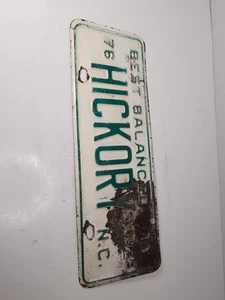 Hickory North Carolina City 1976 matrícula A372 - Imagen 1 de 3