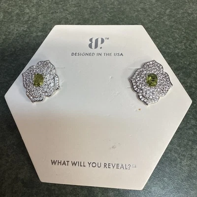 Aretes Bomb Party ER11756 "Helechos brillantes en polvo" peridoto creado en laboratorio Foto 1 de 4