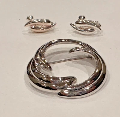 NAPIER MODERNISTA PLATA 1.5" CÍRCULO CORONA BROCHE REMOLINO CLIP-ON PENDIENTE Lote Conjunto Foto 1 de 4