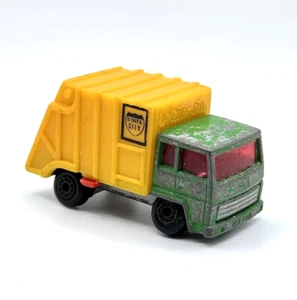 Matchbox 1979 State City Refuse Truck #36 Green Yellow Garbage Diecast Vehicle - Picture 1 of 6