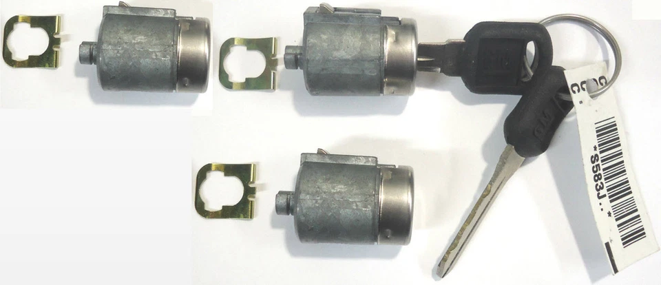 NEW CHEVY GMC OEM 95-97 3 Door Key Lock Cylinder Set W/ 2 Keys To Match 702674 - Image 1 of 1