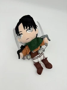 Figura Ataque a los Titanes Levi Ackerman Peluche Doble Espada Japón Manga Verde Marrón - Imagen 1 de 8