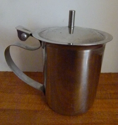 Crema de acero inoxidable cromada con tapa 10 onzas Foto 1 de 4