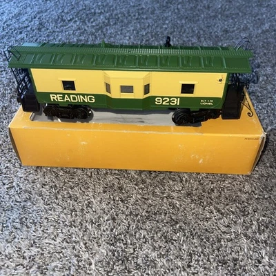 Lionel # 6-9231 - Reading RR Bay Window Caboose   0-027   NIB - Image 1 of 4
