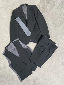 Next Black 3 Piece Slim Fit Suit - Jacket & Waistcoat 38R, Trousers 30S - Picture 1 of 20