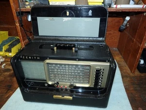 vtg. Zenith R600 Trans-Oceanic Wave Magnet Tube Radio. Working - Picture 1 of 20