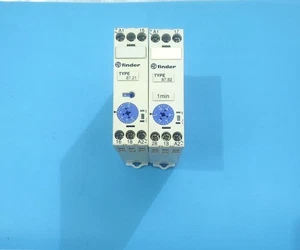Finder 87.21 + 87.82 timer lotto di 2 - Foto 1 di 5