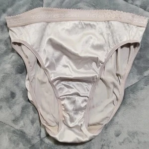 Vintage Victoria’s Secret Second Skin Satin Panty in Sage White Size Large - Picture 1 of 11